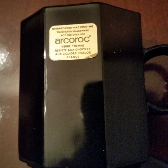 Vintage Arcoroc made in France black glass cup and saucer NWT - Picture 4 of 5